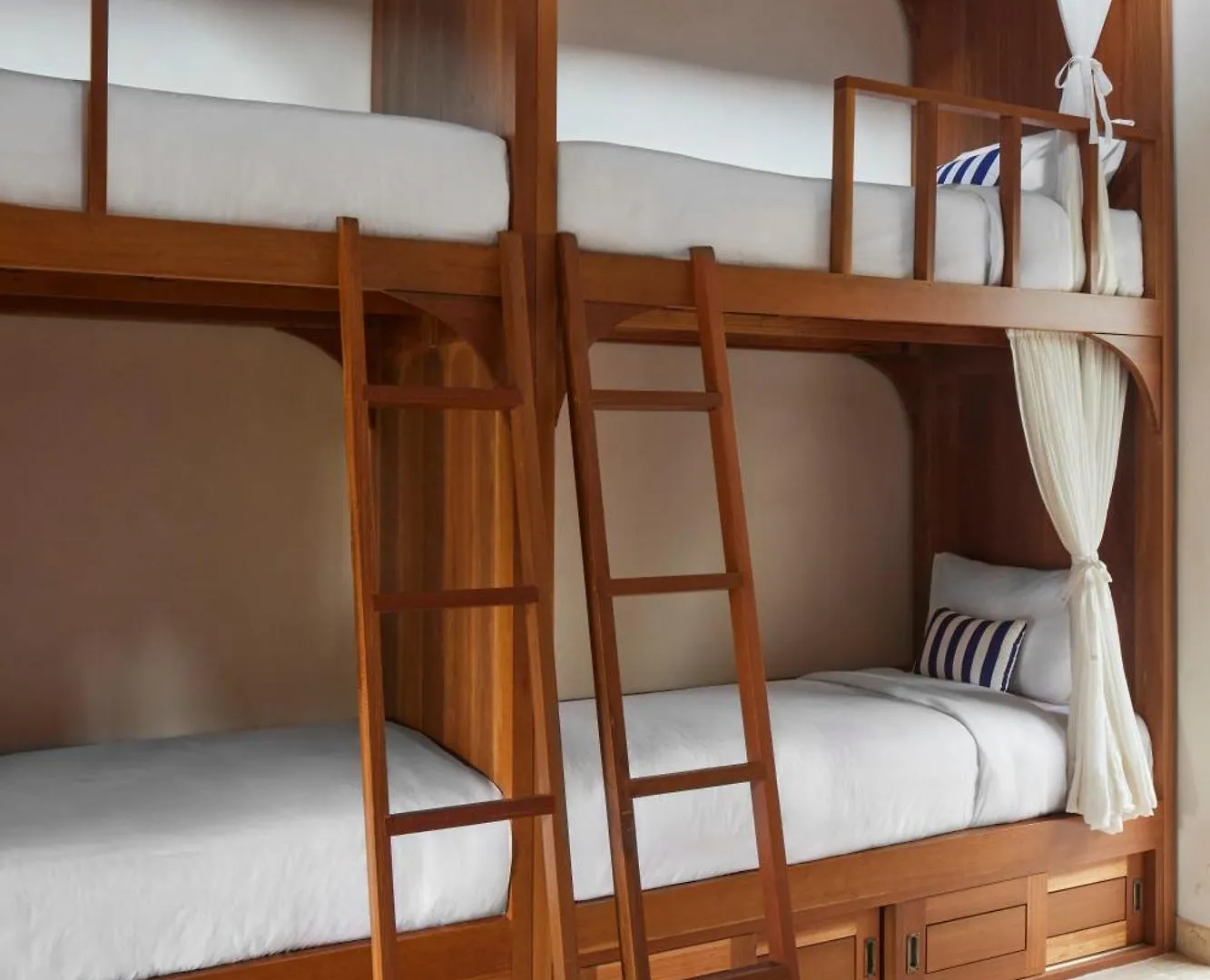 Shelter Island Hotel Ubud  0*, Ubud (Bali) Indonesia