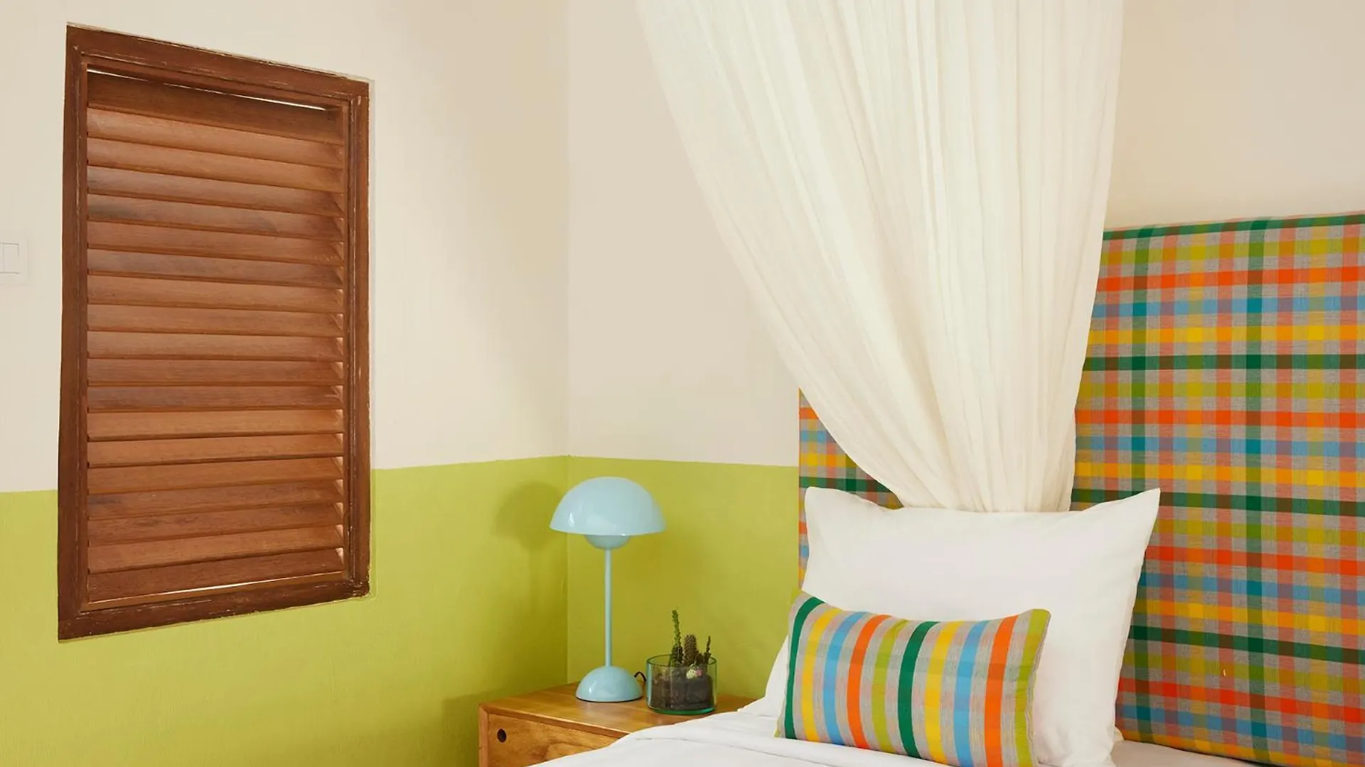 Guest house Shelter Island Hotel Ubud  Indonesia